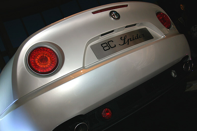 世界限定500台、8C スパイダーが日本初披露!