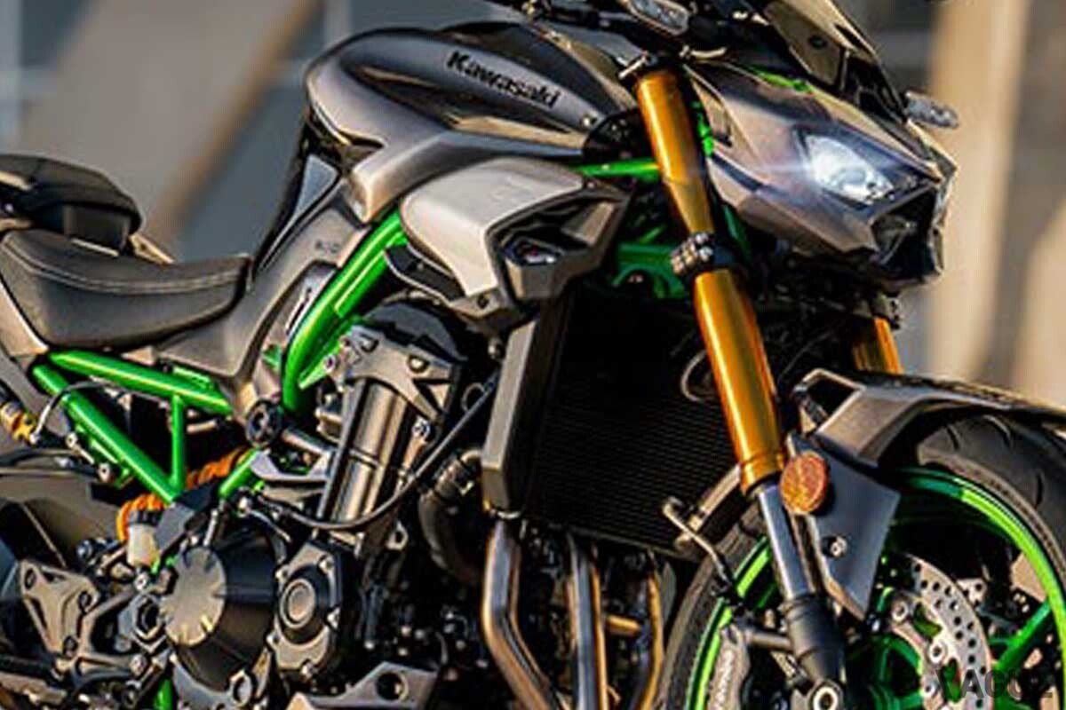 迫力のスーパーネイキッド！カワサキ「Z900 SE」新登場　“凄み”を増した最新スペシャルエディション 販売店に寄せられる声とは