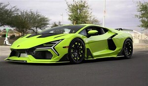 米チューナーによるド派手ランボは、カスタム費でスーパーカーが買えるお値段。その驚愕の中身とは？