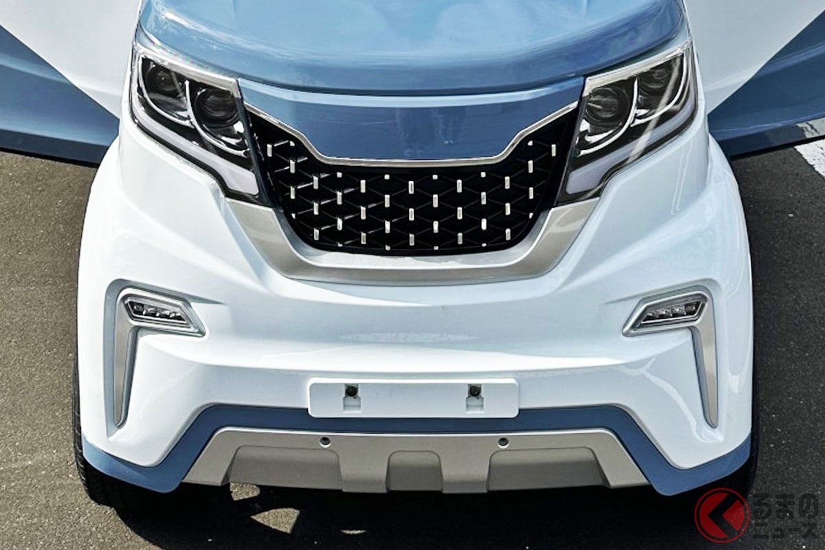 新車65万円！ 斬新「めちゃ小さいクルマ」に反響多数!?「いいね」「売れそう」の声も！ “高齢者に丁度いい”全長2.4mボディ×「普通免許」OKな “1人乗りモデル”「アントレックスEV-eCo」が話題に