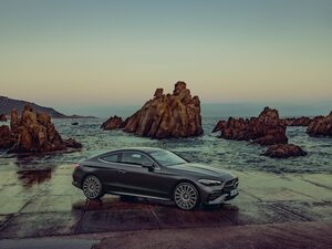 【メルセデス・ベンツ CLE】の歴史といま買いの中古車 受け継がれる美しき2ドアの血統