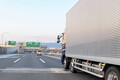 大型＆特定中型トラックの最高速度90km/hへの引き上げから1年以上が経過！ 変更による効果や反響は？