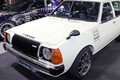 マツダ「ファミリアバン」にFC3S「RX−7」のロータリーを移植！ RE雨宮が手がける昭和旧車がエモい