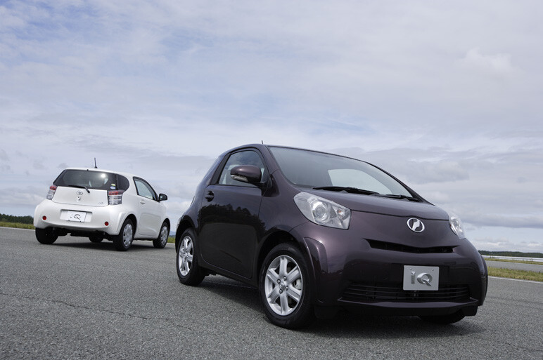 iQ第3弾、岡崎五朗試乗 心配なこともいくつか…