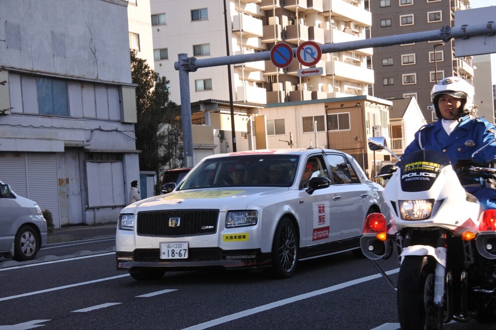 箱根駅伝で新型ヤリスが走った！その役目とは?