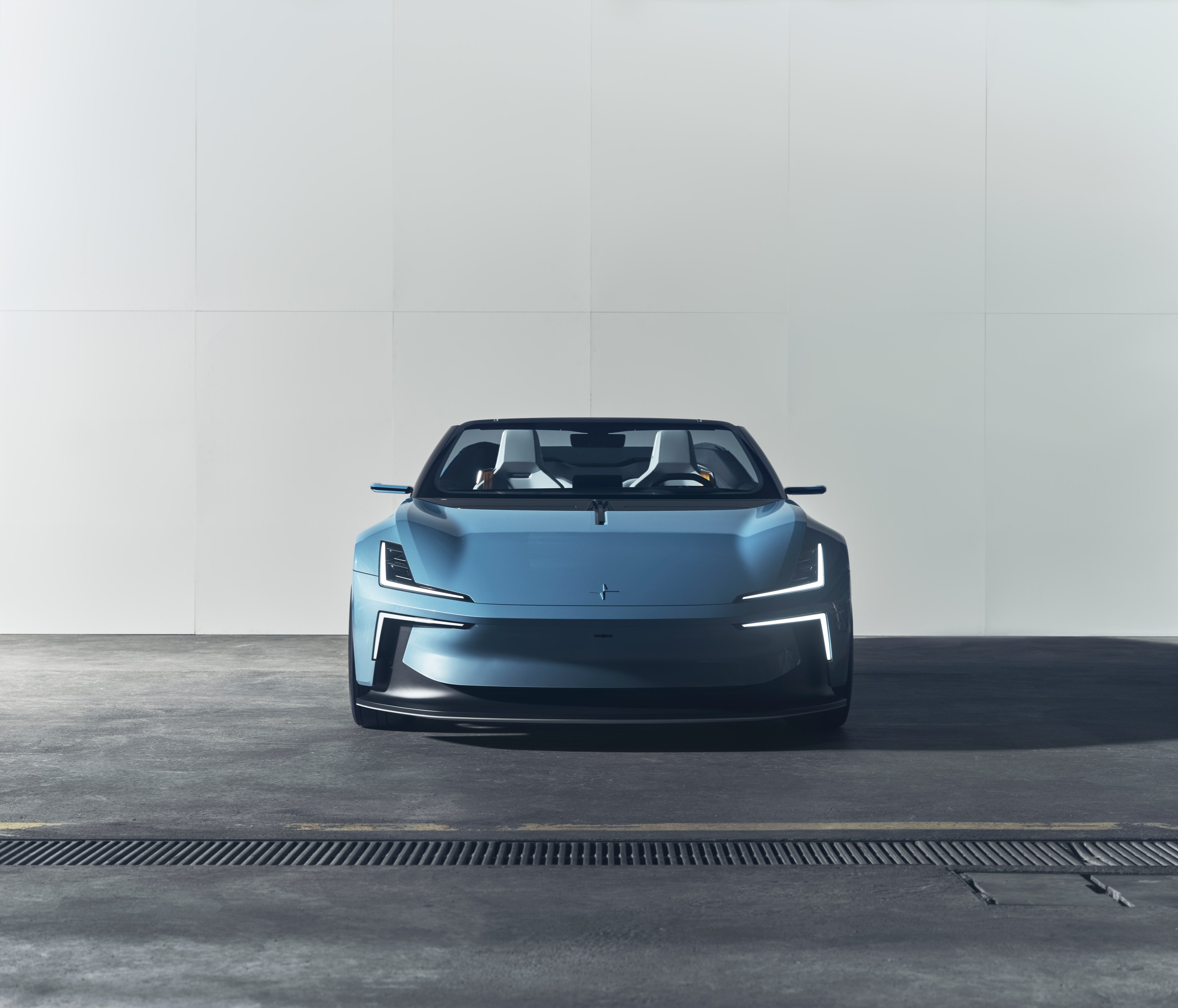 スウェーデン発のオープンカーがカッコいい 新型ポールスターo2登場 Gq Japan 自動車情報サイト 新車 中古車 Carview