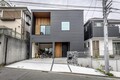 バイク好きのためのガレージハウス「THE ROCKS」第一弾が横浜市に完成（動画あり）