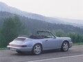 今となっては「小型車並みの車幅」でしかない964型ポルシェ911のすすめ。なお、相場は絶賛高騰中