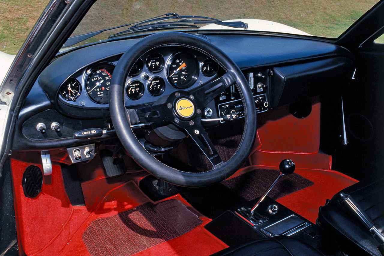 スーパーカー人気ランキング 第6位 ディーノ246gt は生産終了後も根強い人気を誇るピッコロ フェラーリ Webモーターマガジン 自動車情報サイト 新車 中古車 Carview