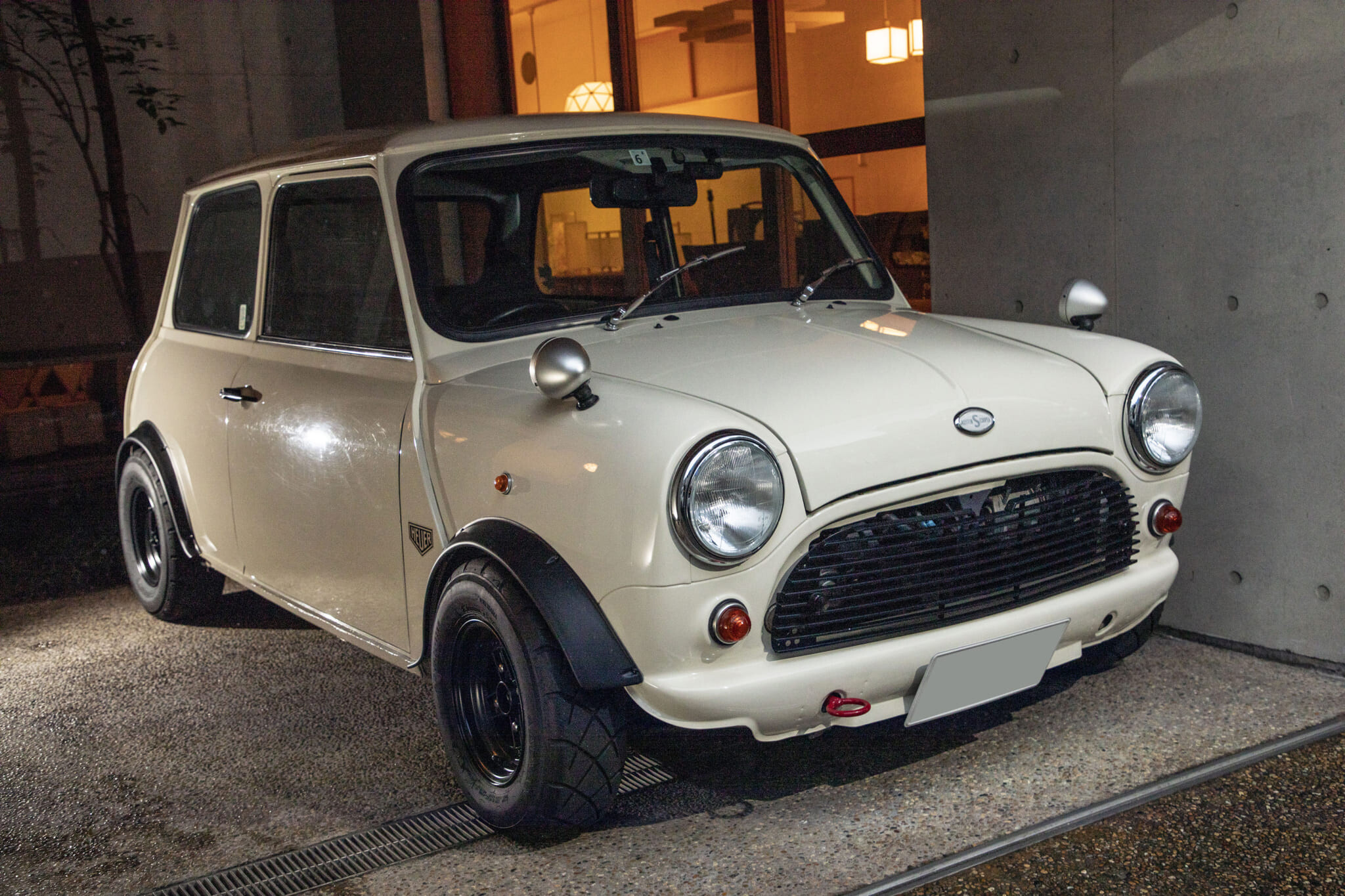 本当の「カフェ」が語源！　旧車の「ちょいワル」カスタム「カフェレーサースタイル」とは