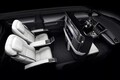 ついに出たレクサス初のミニバン「LM」に交錯する待ってました感とガッカリ感。日本発売予定は当面なし