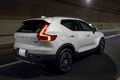 試乗　ボルボXC40 T4 AWD　「買い」はモメンタムか、インスクリプションか