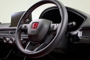 ホンダアクセス、シビック・タイプRに上質さをプラスするレザー巻きステアリングを追加設定