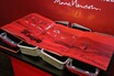 究極のフェラーリ・コレクター本「Ferrari」　カムカバー型ケース入り、360万円