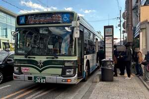 「乗れない京都」の現実！ 満員バスが暴く都市混雑――商議所「LRT提言」も財政と渋滞の壁