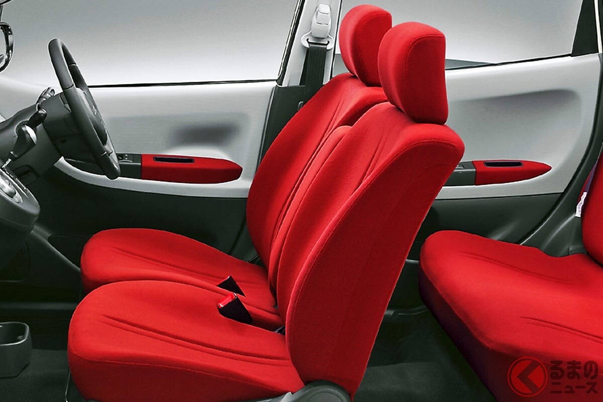 ダイハツの「ちいさな高級車!?」がスゴい！ 軽なのにめちゃ上等な「セルシオ」級シート採用！ 快速ターボ＆広い室内もイイ名車「ソニカ」に注目！