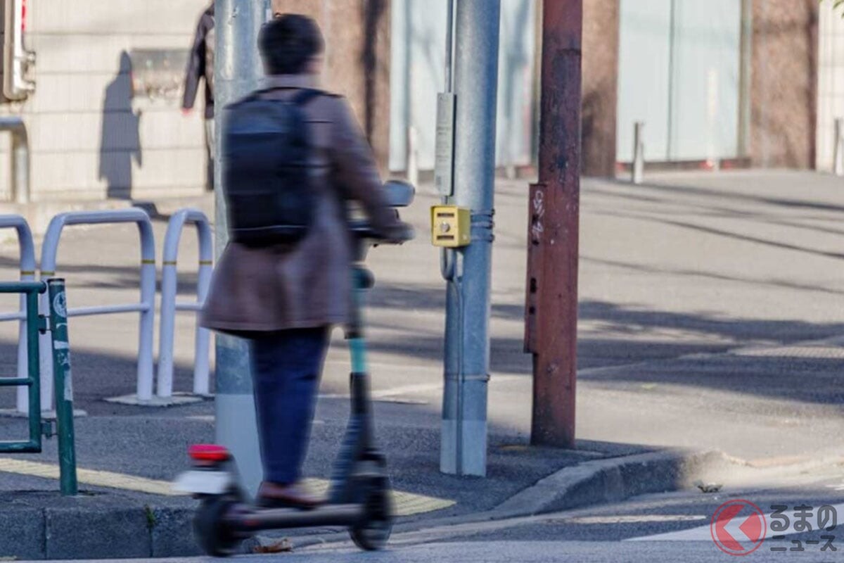 電動キックボード利用者のマナーの悪さに不満爆発？「特定小型原動機付自転車」はなぜ“16歳以上が免許不要”で乗れるの？ SNSでは免許制にすべきとの声も