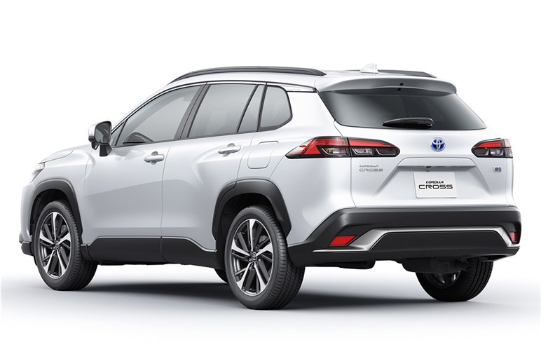 そろそろモデル末期。マツダの主力「CX-30」次期型はストロングHV搭載で“カロクロ化”する