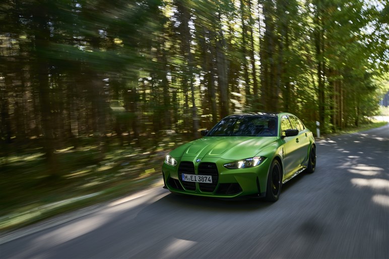 BMW新型「M3」発売。20PSアップ、アダプティブLEDライト搭載…1430万円から【写真でチェック】
