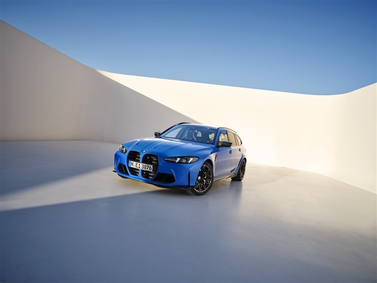 BMW新型「M3」発売。20PSアップ、アダプティブLEDライト搭載…1430万円から【写真でチェック】