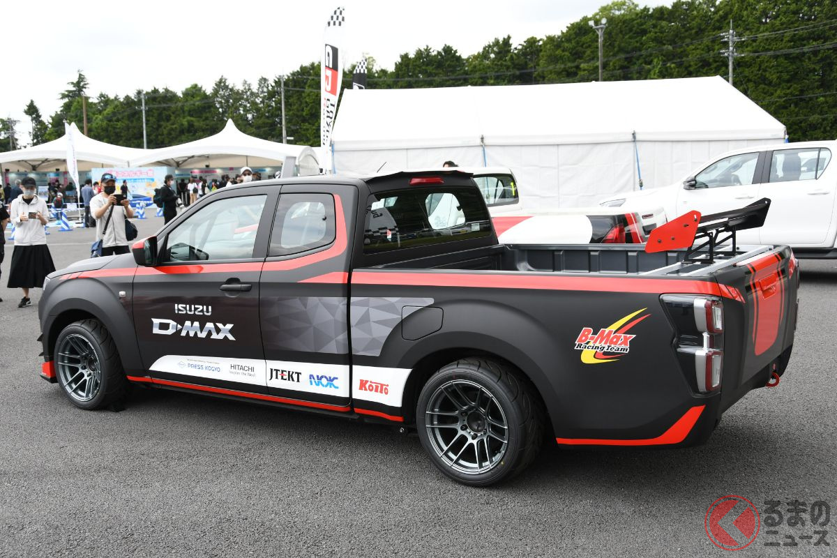 ド迫力ウイング採用 タフ顔 D Maxカスタム仕様 の実車初公開 速そうないすゞピックアップが凄かった くるまのニュース 自動車情報サイト 新車 中古車 Carview