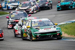 ハートのヒョンデが初優勝。雨を好機にジェルミニのアウディも勝利をつかむ／TCRヨーロッパ第3戦