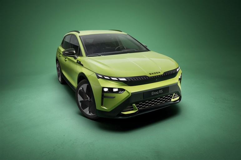 【独占】ルノーやシトロエン、フィアットの脅威に？ Bセグで400km以上走るキア最小SUV「EV2」のプロトタイプ画像を入手