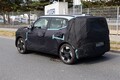 【独占】ルノーやシトロエン、フィアットの脅威に？ Bセグで400km以上走るキア最小SUV「EV2」のプロトタイプ画像を入手