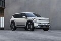 【独占】ルノーやシトロエン、フィアットの脅威に？ Bセグで400km以上走るキア最小SUV「EV2」のプロトタイプ画像を入手