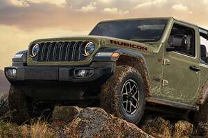 「’41」と名付けられた“特別なミリタリーグリーン”をボディカラーに採用！ ジープの原点を2ドアで再現した限定150台の「ラングラー ルビコン」が11月、登場