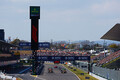 走ると最高に楽しい！　見るとつまらない!?　オーバーテイクシーンがほぼ見られないF1日本GPの「鈴鹿サーキット」はこれでいいのか？