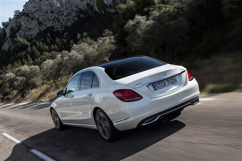 新型Cクラス海外試乗。清水和夫が語る