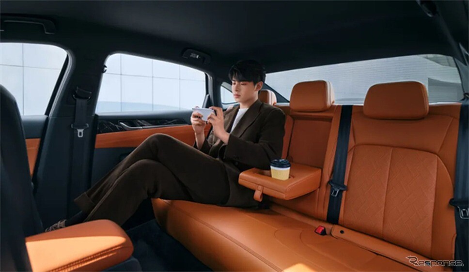 五菱汽車、EVセダン『星光』の2025年モデル発売…航続最大610km
