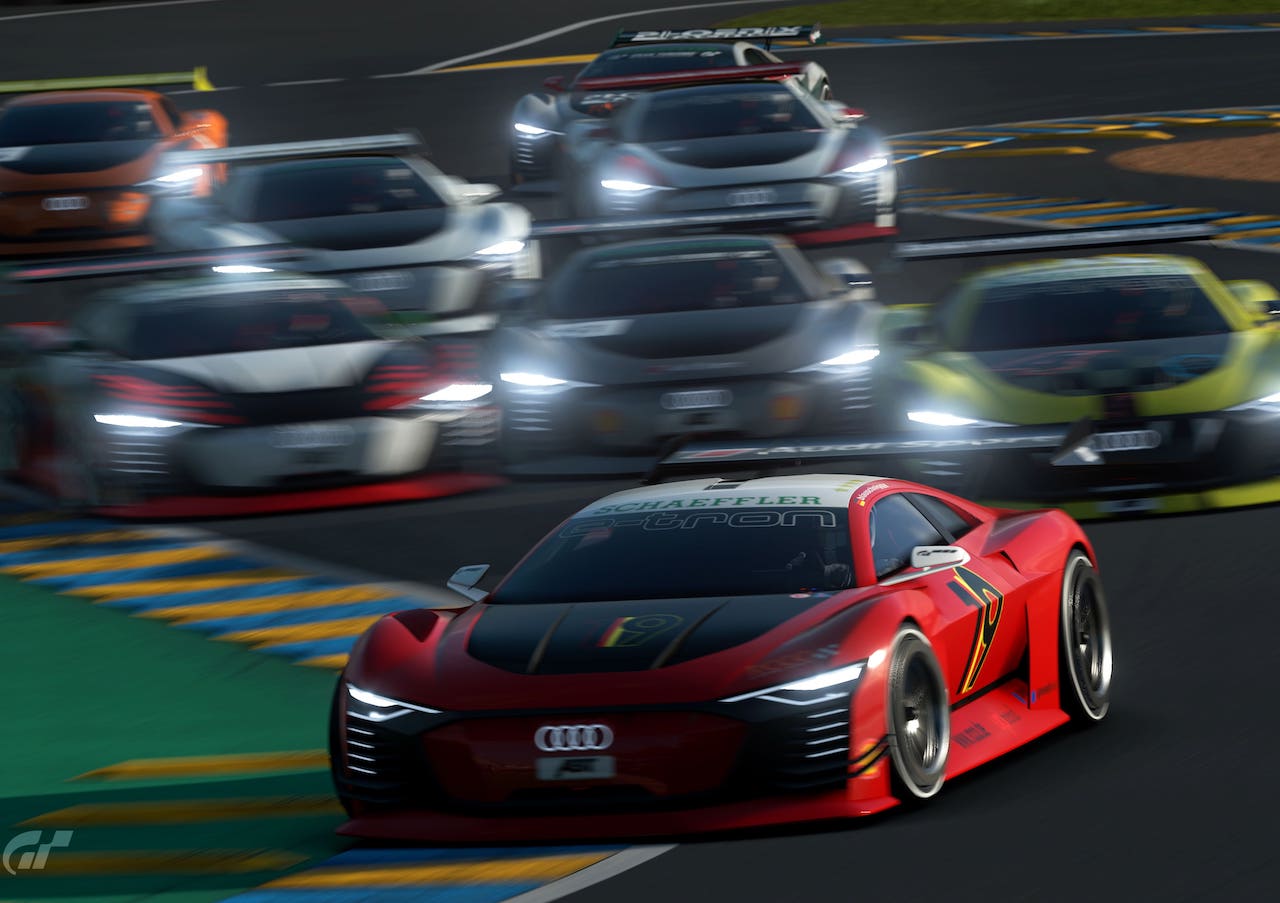 アウディのdtmドライバー マイク ロッケンフェラーがps4でのバーチャルレースを開催 Genroq Web 自動車情報サイト 新車 中古車 Carview