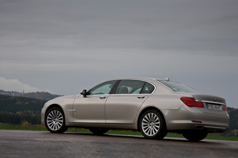 新7シリーズ海外試乗 その走りは変わったか?