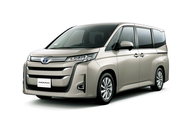「ノア／ヴォクシー」マイチェンの販売店【独自】情報。商談は8月～、納車を急ぎたい検討者がとるべき行動とは？