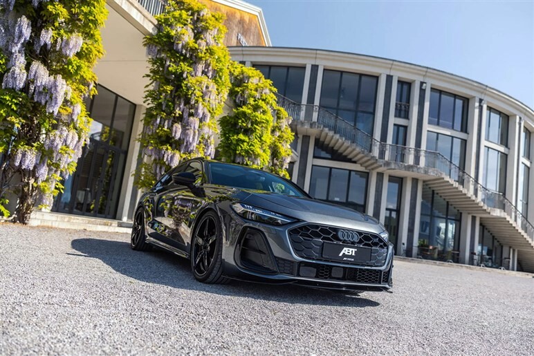 ドイツチューナーがアウディ「S5」を「RS5」級に進化させる。440ps×専用エアロの激アツワゴン登場