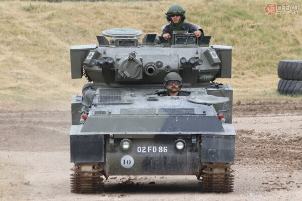 防御力ダメダメ戦車がまさかの無双！ スグ使えることに特化した「コンパクト戦車」英国で生まれたワケ