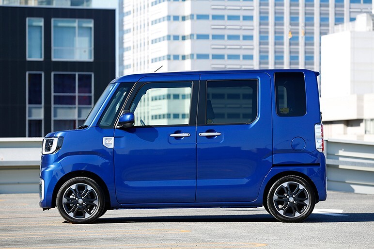 ダイハツ ウェイクに試乗。使いやすい？転倒しない？