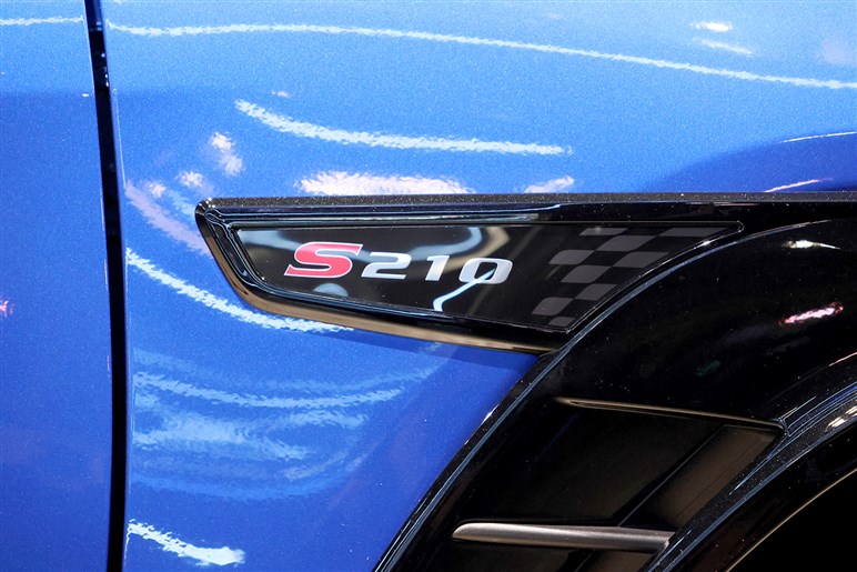 【まもなく終了】限定500台のスバル「S210」抽選締切迫る。CVT採用＆870万円超でも申し込み続出のワケ
