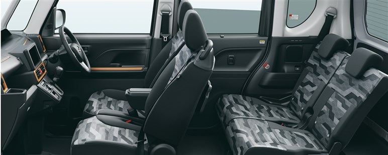 【試乗もした】新型「ムーヴ」はライバルたちとズバリ何が違う？　初のスライドドア搭載は果たして“買う”決め手になるのか