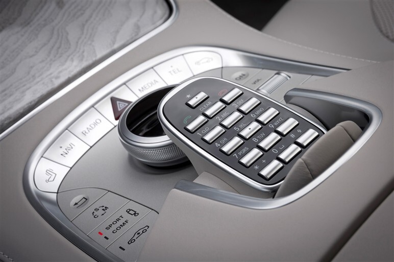 S63AMGに速攻試乗。0-100＝4秒モンスター