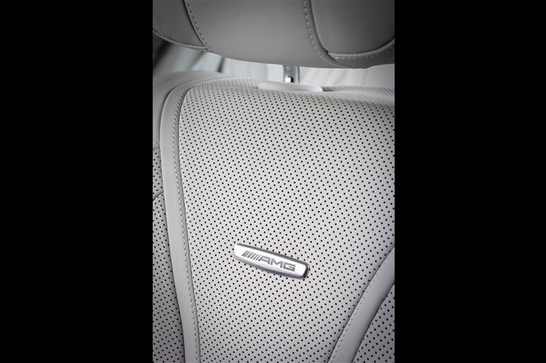 S63AMGに速攻試乗。0-100＝4秒モンスター