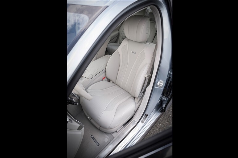 S63AMGに速攻試乗。0-100＝4秒モンスター