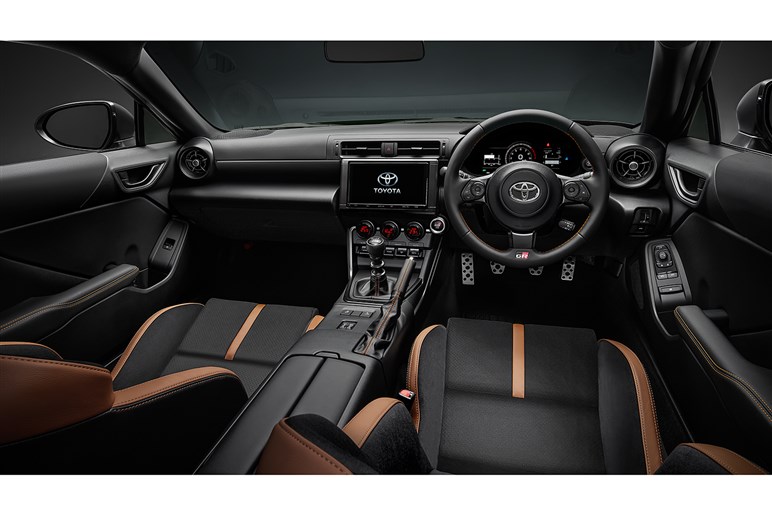 「GR86」改良型発表＆200台限定のシブい特別仕様車「リッジ グリーン リミテッド」予約開始