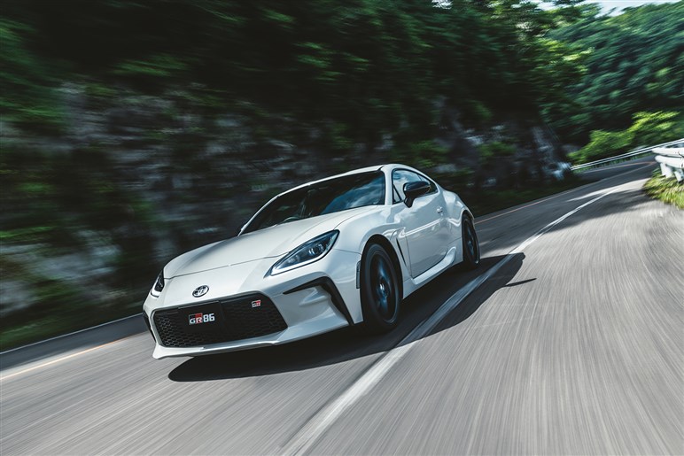 「GR86」改良型発表＆200台限定のシブい特別仕様車「リッジ グリーン リミテッド」予約開始