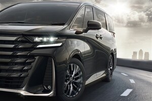 【本当はどうなの？】「ヴェルファイア」購入者の本音。看板「アルファード」より高いが…走りや稀少性が好評