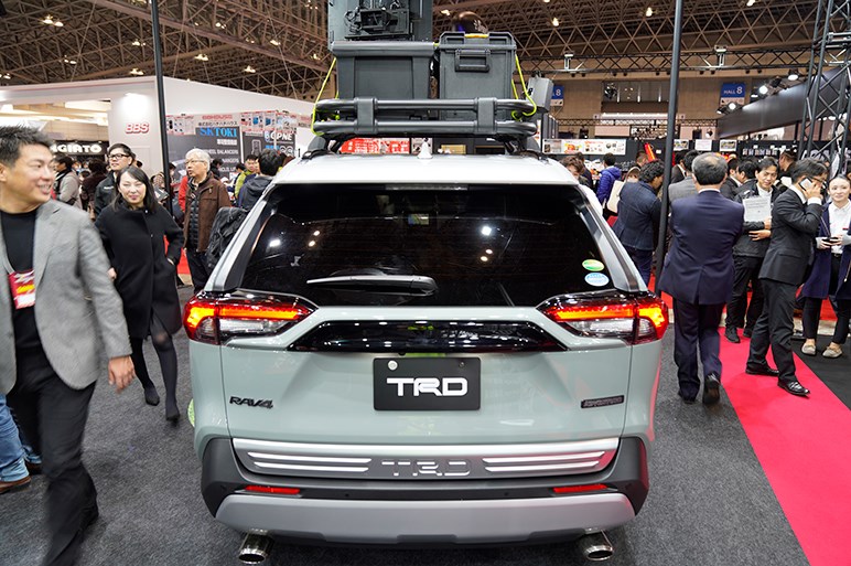 トヨタ RAV4 TRD "フィールドモンスター"は大地を駆ける地上の怪物!? - 東京オートサロン