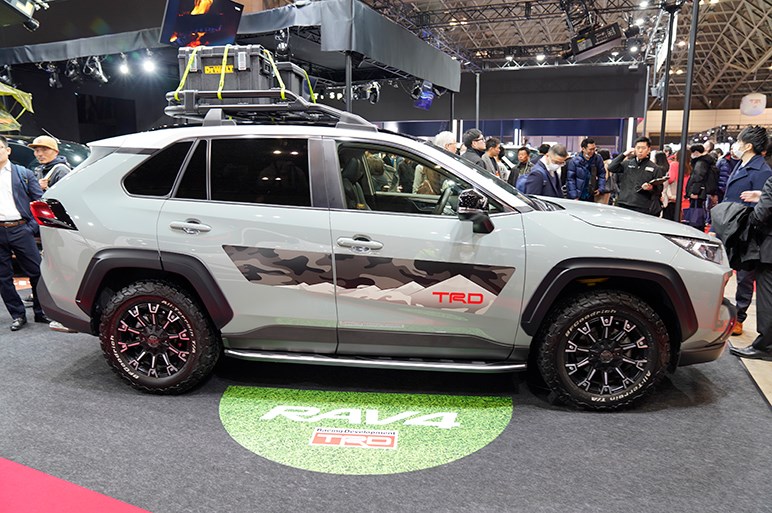 トヨタ RAV4 TRD "フィールドモンスター"は大地を駆ける地上の怪物!? - 東京オートサロン