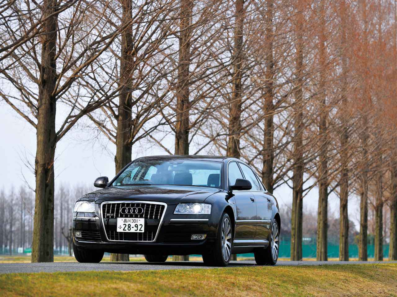 アウディa8の ほかで味わえない特別な世界 とは 10年ひと昔の新車 Webモーターマガジン 自動車情報サイト 新車 中古車 Carview